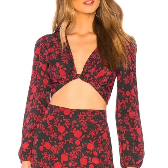 Flynn Sky White Floral Print on Burgundy Wrap Top - Picture 2 of 6